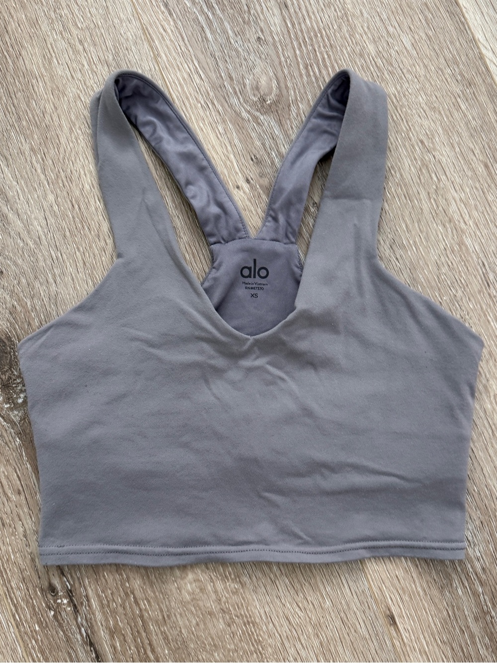 ALO Yoga Women's Gray/Purple Sports Bra Crop Top and Leggings Set XS